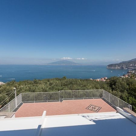 Villa La Terrazza Sul Golfo Península Sorrentina Exterior foto