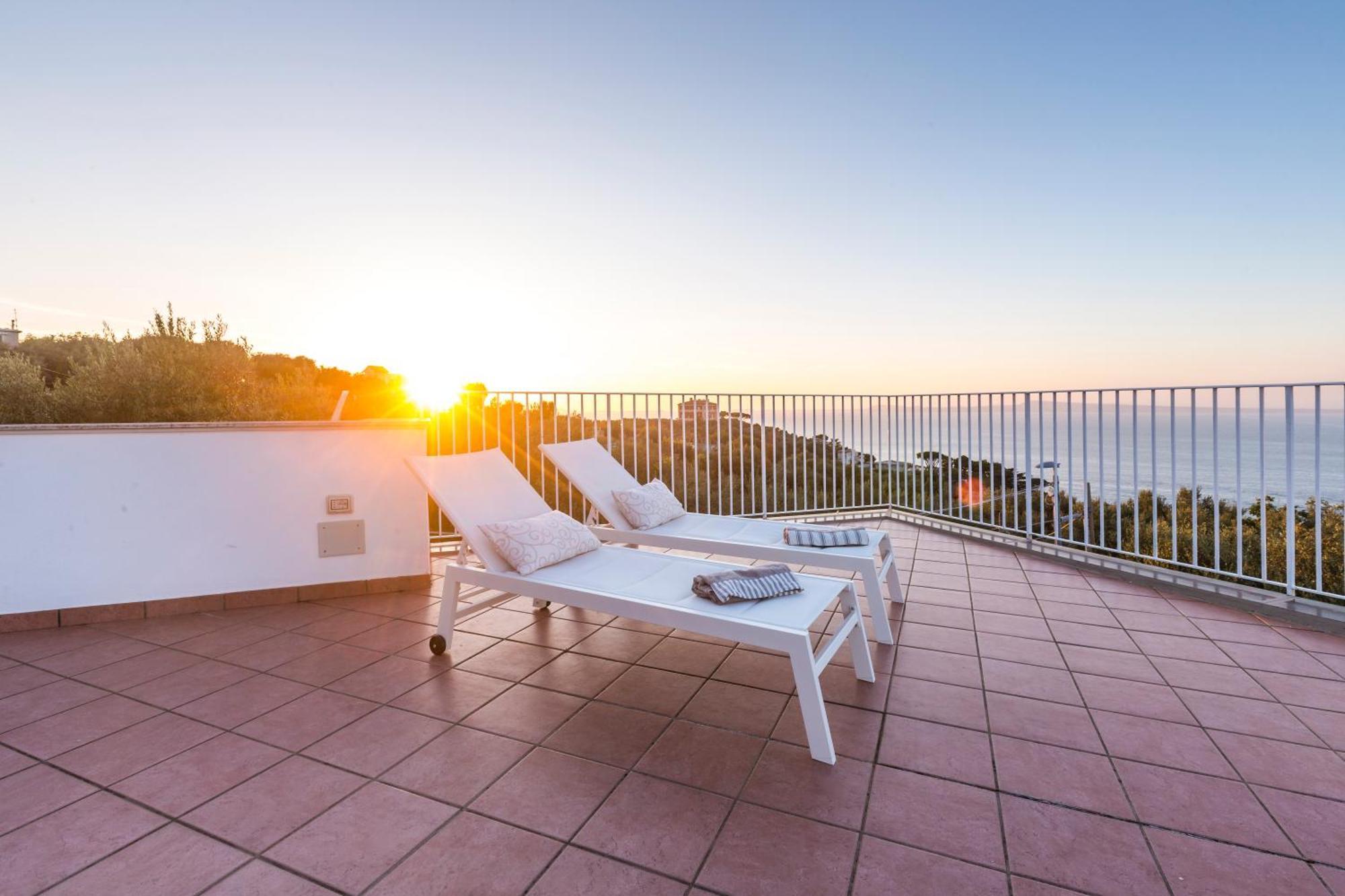 Villa La Terrazza Sul Golfo Península Sorrentina Exterior foto